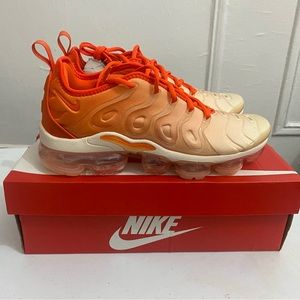 women’s air vapormax plus size 9